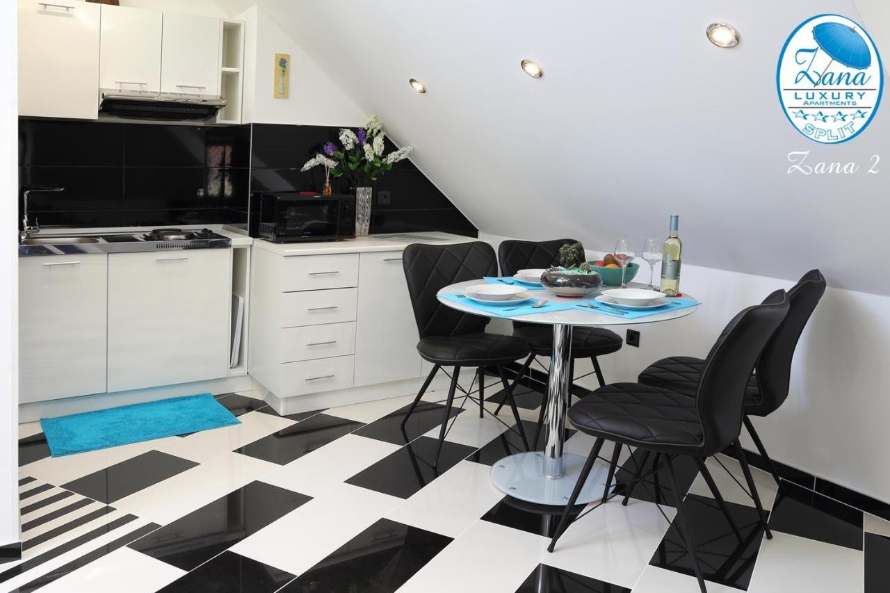 Zana Luxury Center Apartment *